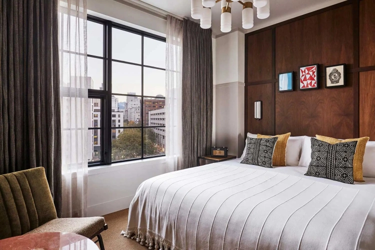 Standard Double room with view