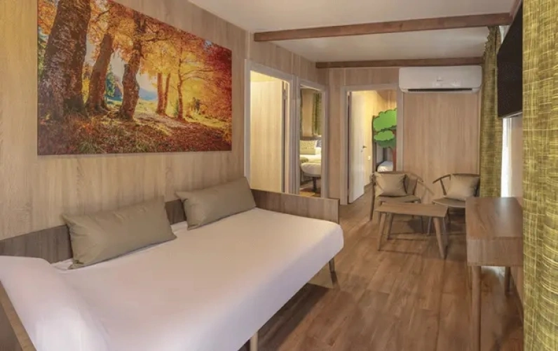 3 Bedrooms New Sherwood Lodge