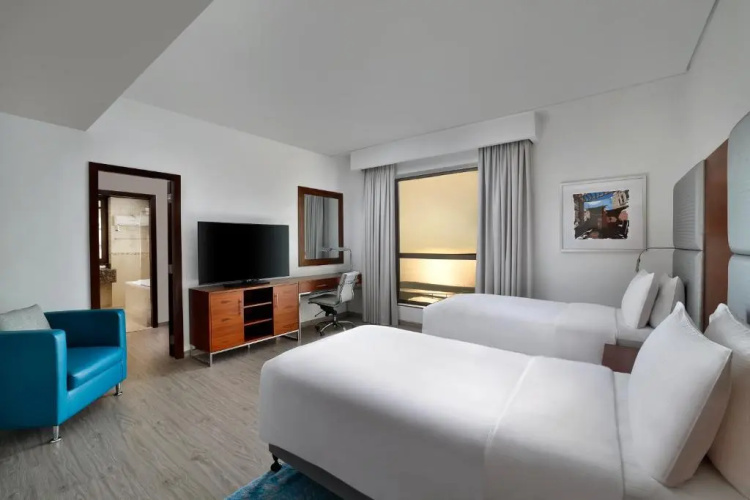 Hilton Dubai The Walk photo 10