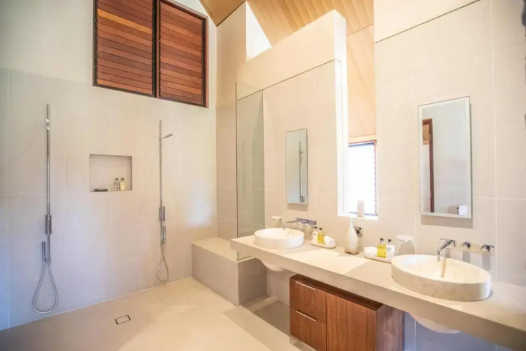 Niramaya Villa & Wellness Resort