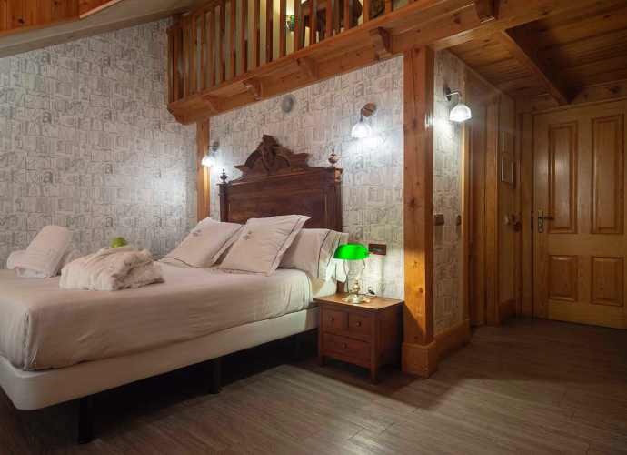 Classic Double Attic room