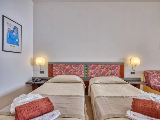 Superior Gold room