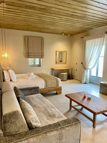 Superior Upper Floor Double Suite