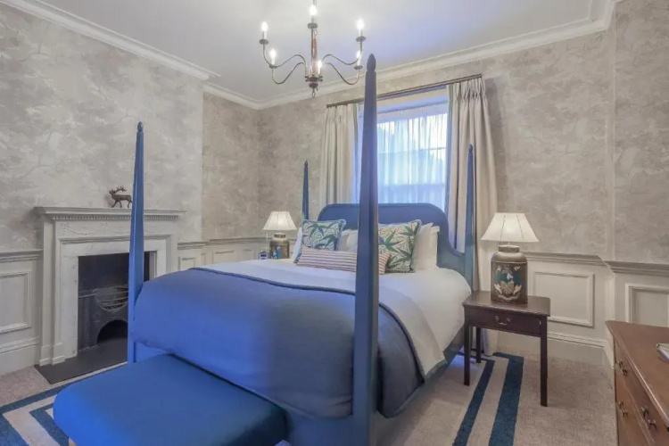 Richmond Hill Hotel