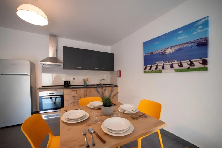 Superior Apartment