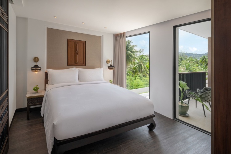 2 Bedrooms Family Suite with garden view