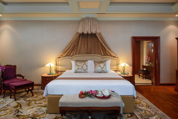 Emerald Suite