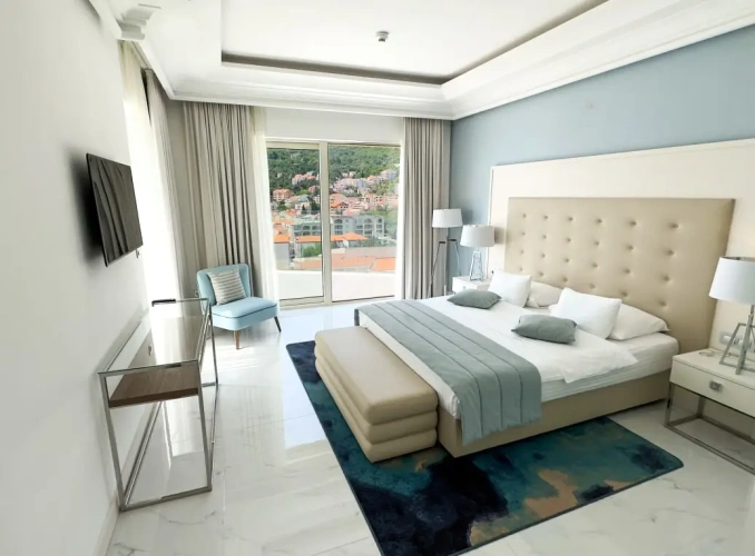 Double Lux Apartment with sea view