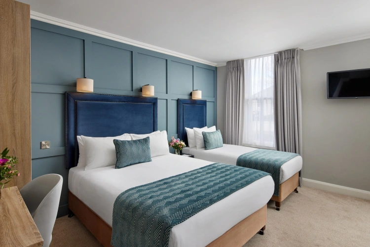 Classic Triple room