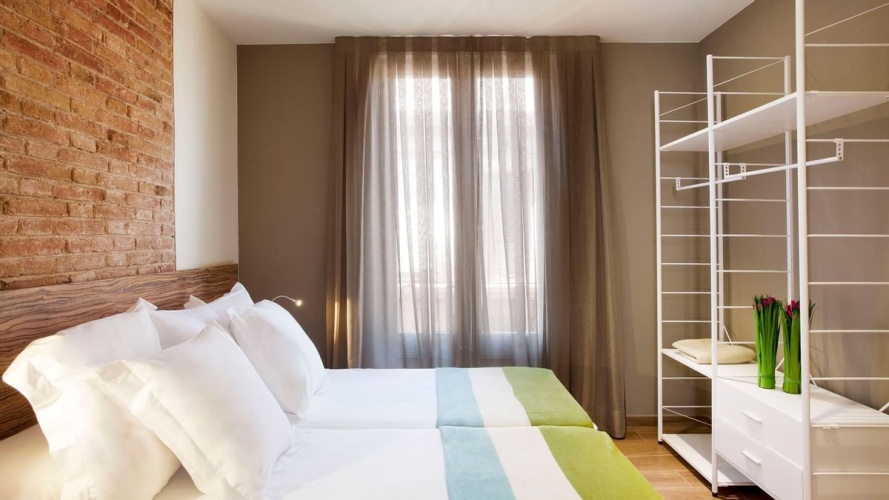 2 Bedrooms Deluxe Apartment
