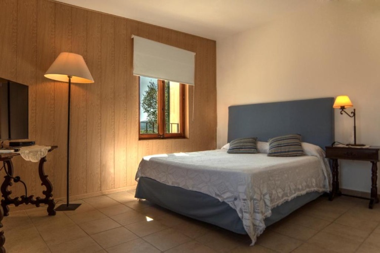 2 Bedrooms Quadruple Apartment
