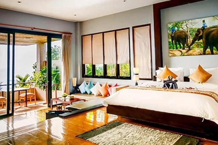 Grand Thai with Spa Bath with ocean view