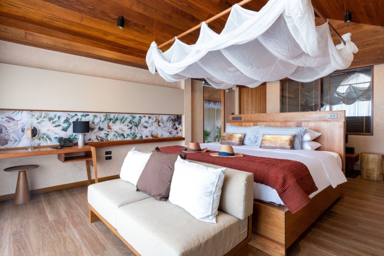 Grand Pool Villa beachfront