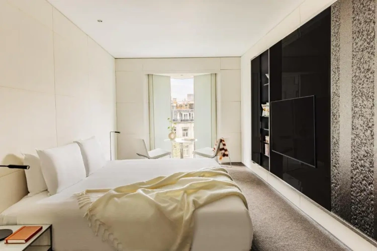 2 Bedrooms Superior ME room with city view