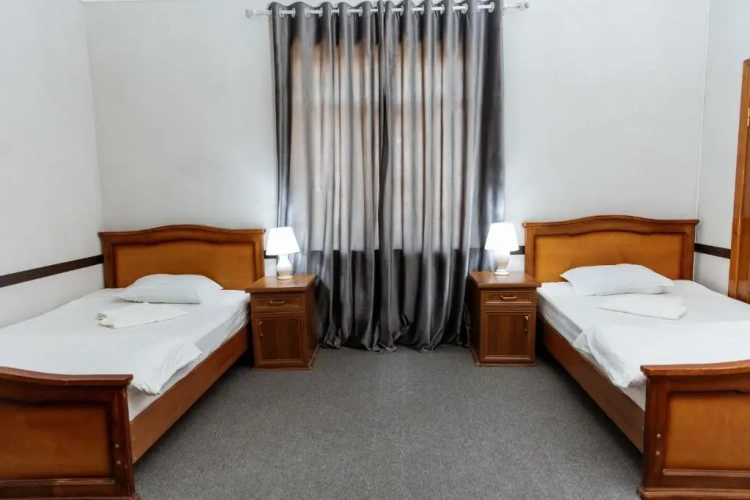 Large Twin room