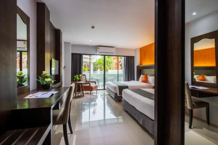 Deluxe Pool Access Double room