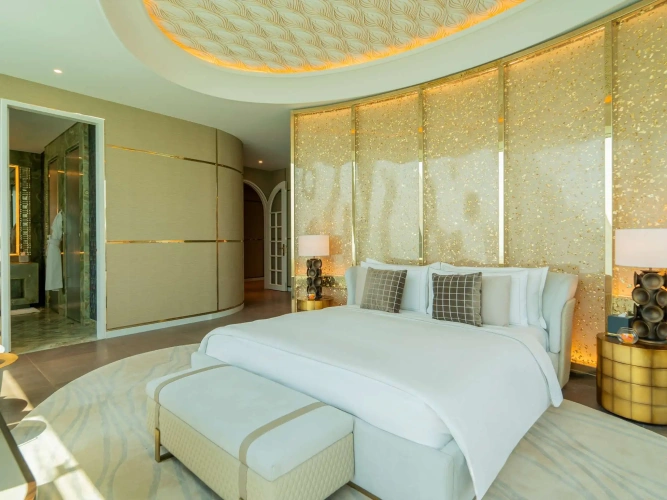 Raffles Suite