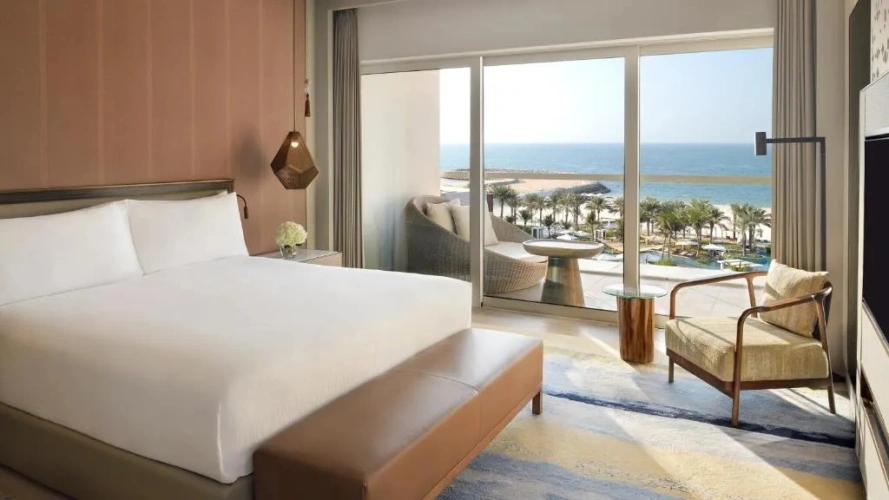 1 Bedroom Club Lounge Access Double Suite with sea view