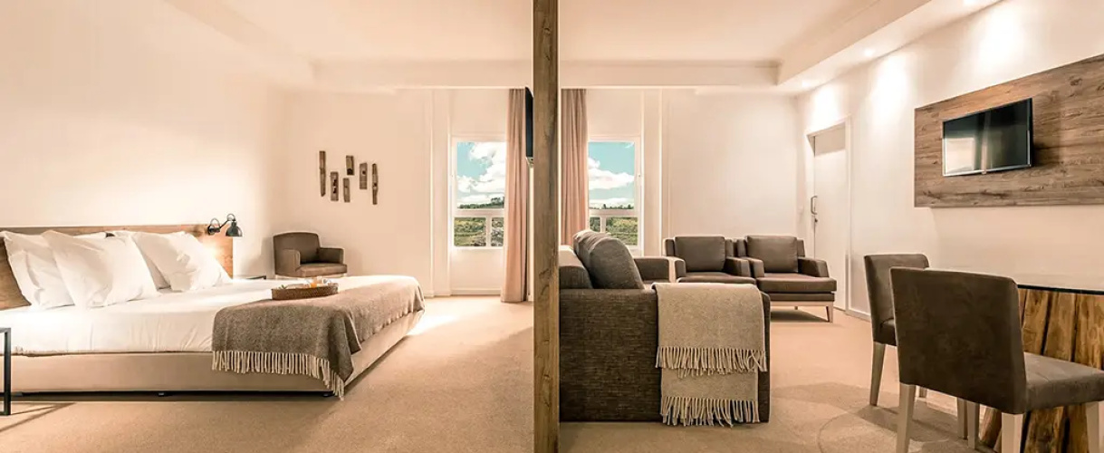 Deluxe Double Suite Valey View