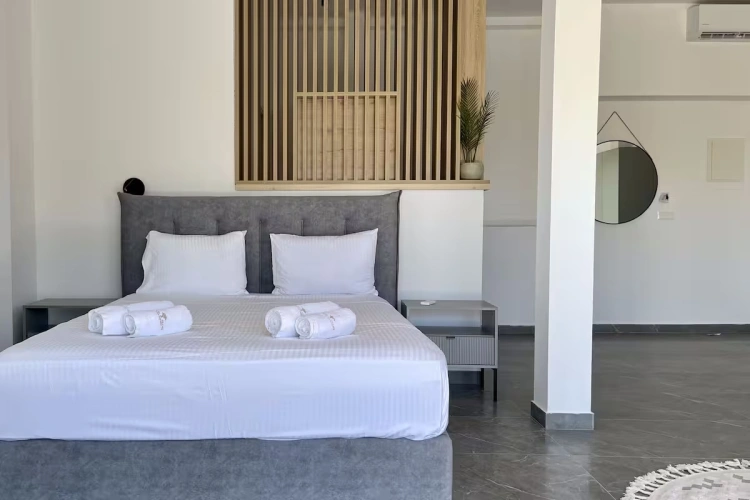 2 Bedrooms Suite