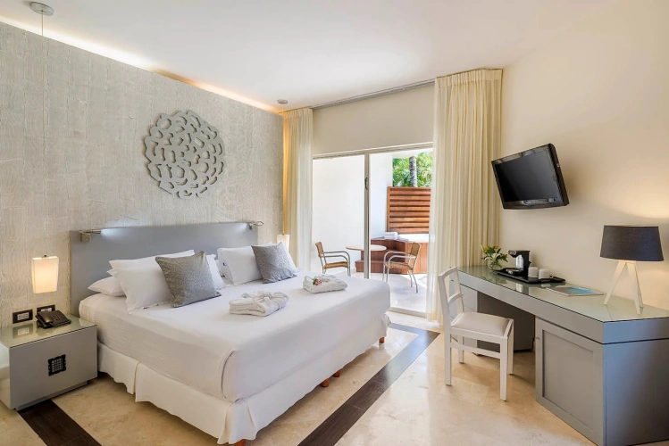 Privilege Honeymoon Maya Deluxe Double room
