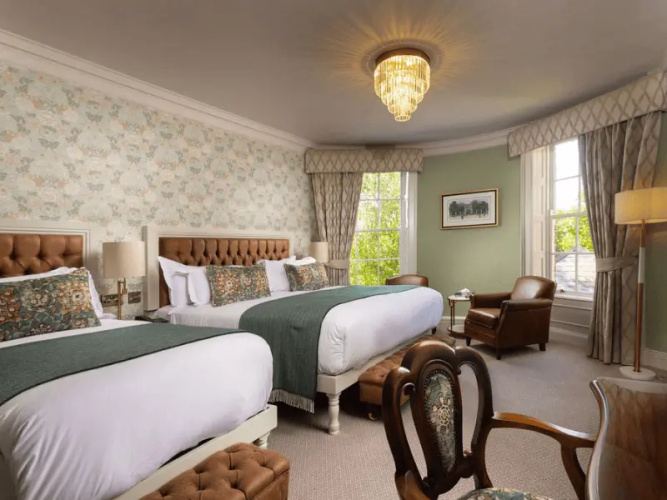 Triple room