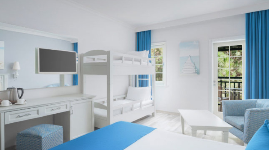 Standard Quadruple room
