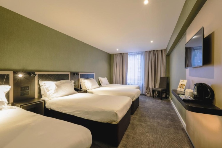 Royal National Hotel photo 17