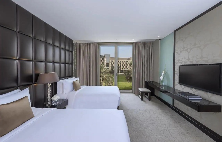 Premier Deluxe Double Suite