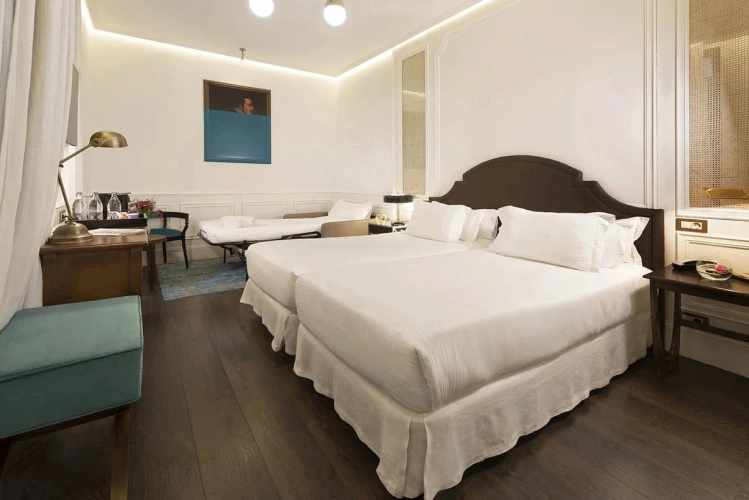 Classic Triple room