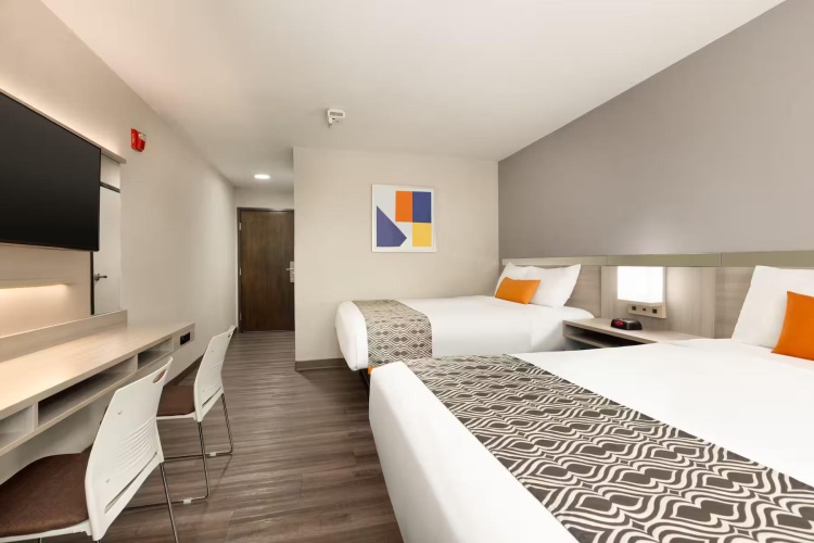 Accessible Quadruple room