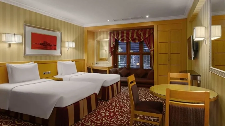 Premium Partial Kaaba View Twin room