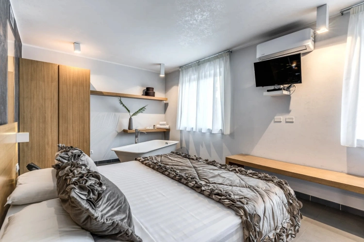 Deluxe Double room