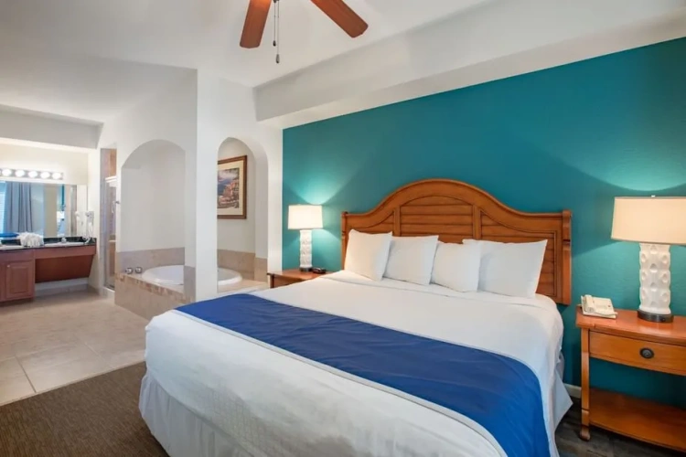 2 Bedrooms 2 Bath Firework View Suite