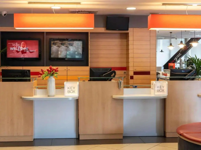 ibis Barcelona Meridiana Hotel