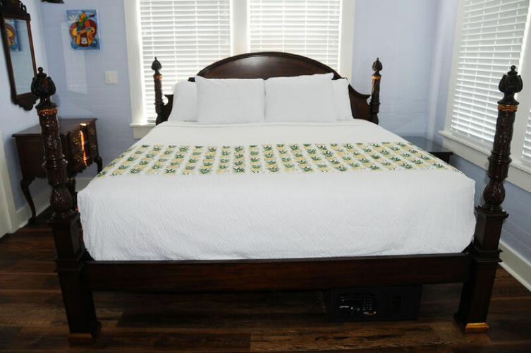 The Conch Republic Double room
