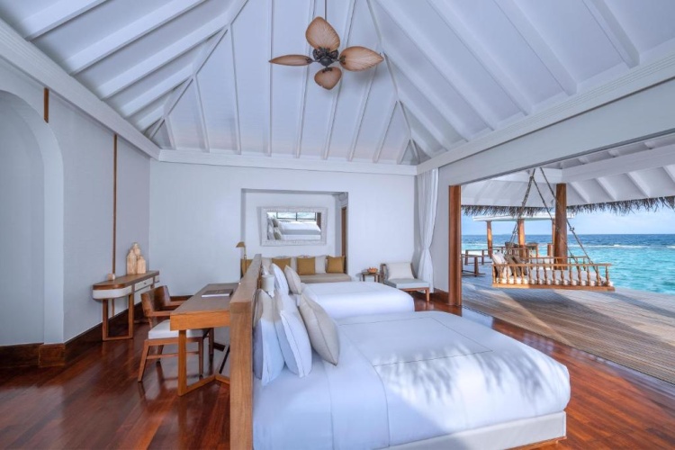 2 Bedrooms Sunset Over Water Pool Residence