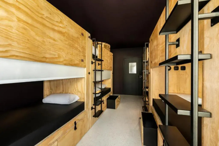 Jo&Joe Paris Nation — Hostel