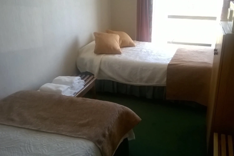 Standard Twin room with sea view
