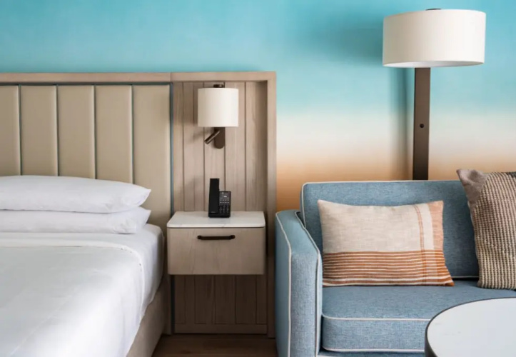 Double room with balcony and with courtyard view