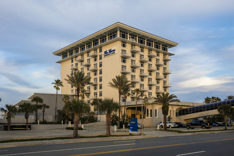 The Shores Resort & Spa photo 13