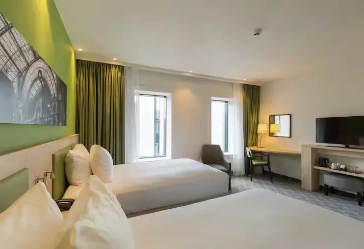 Twin room