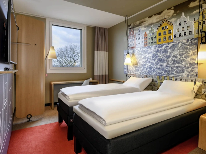 Standard Twin room