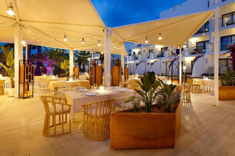 Grand Palladium Select Palace Ibiza photo 28