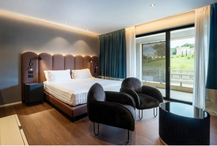 Deluxe Terrace Double Suite
