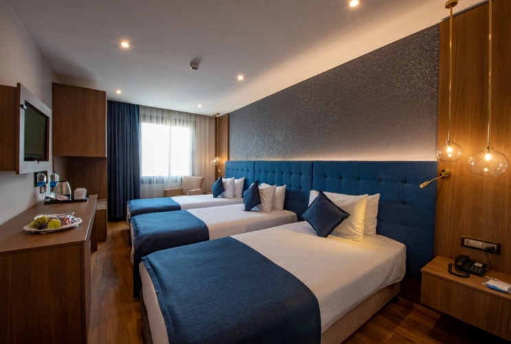 Triple room
