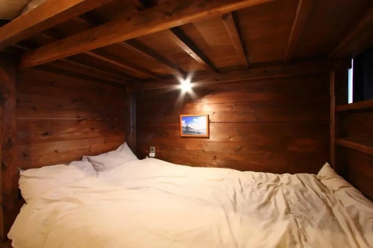Triple room