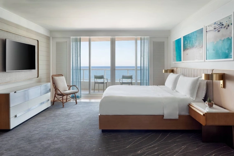 1 Bedroom Double Suite with balcony and oceanfront