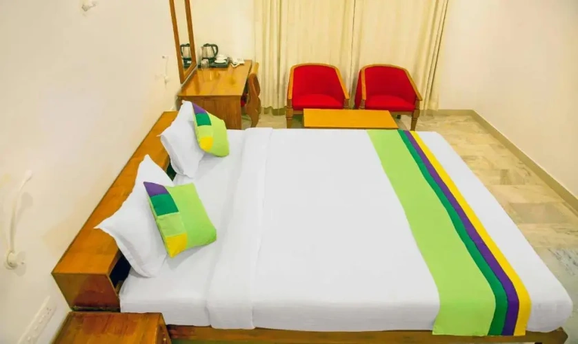 Standard room with city view