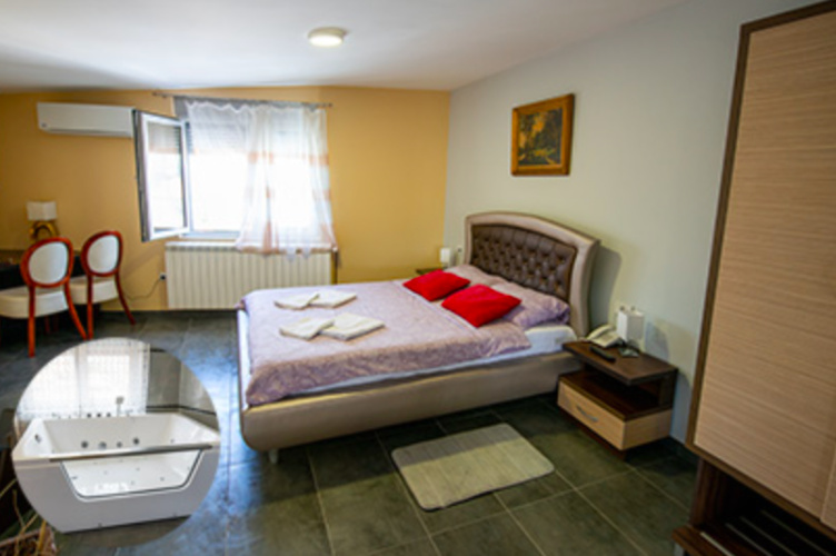Deluxe Double room